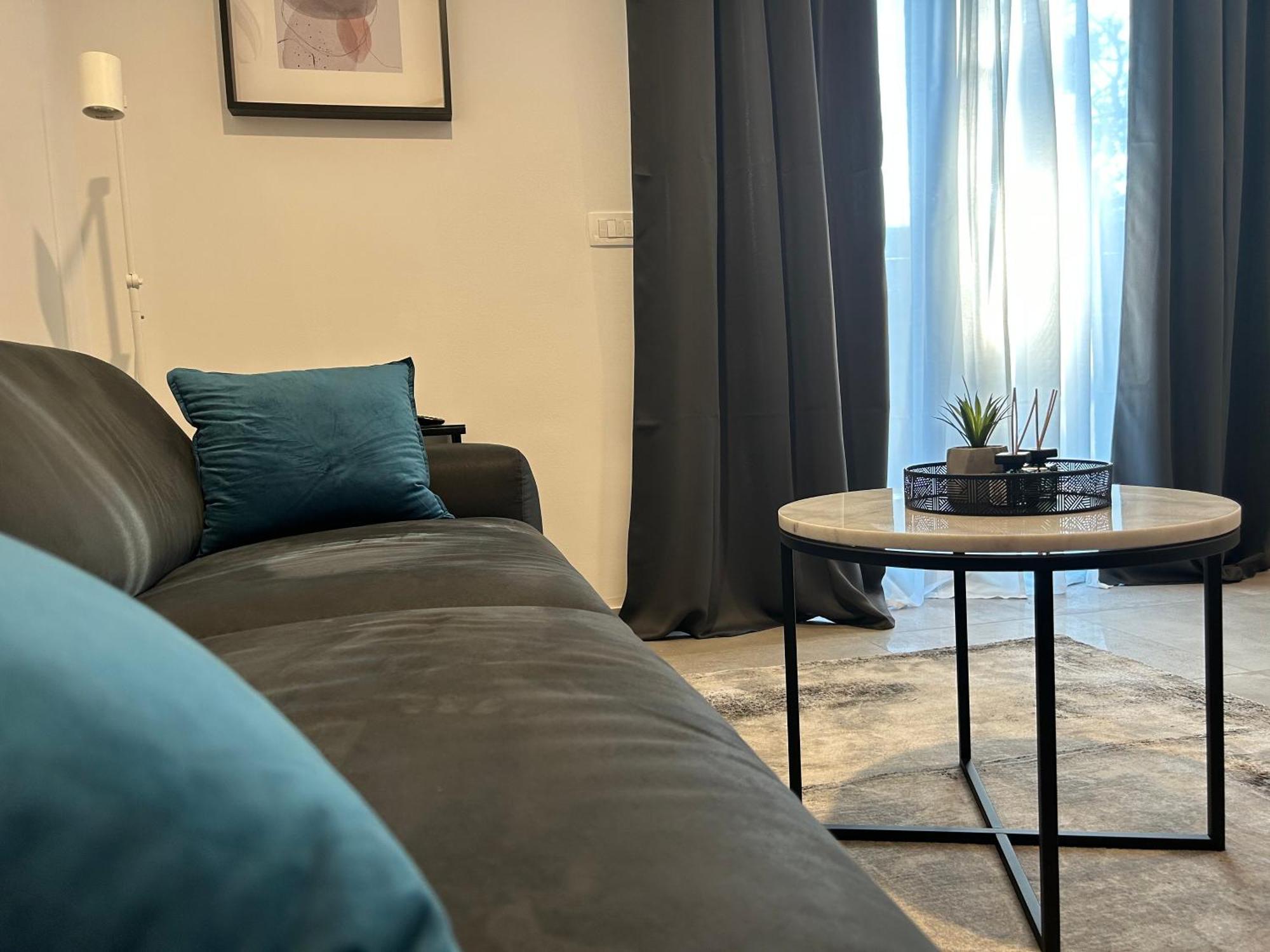 Apartment Oris, Private Parking, Garden Zara Esterno foto